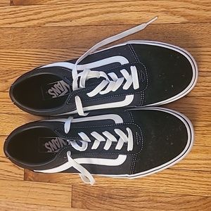 Black Van's Shoes